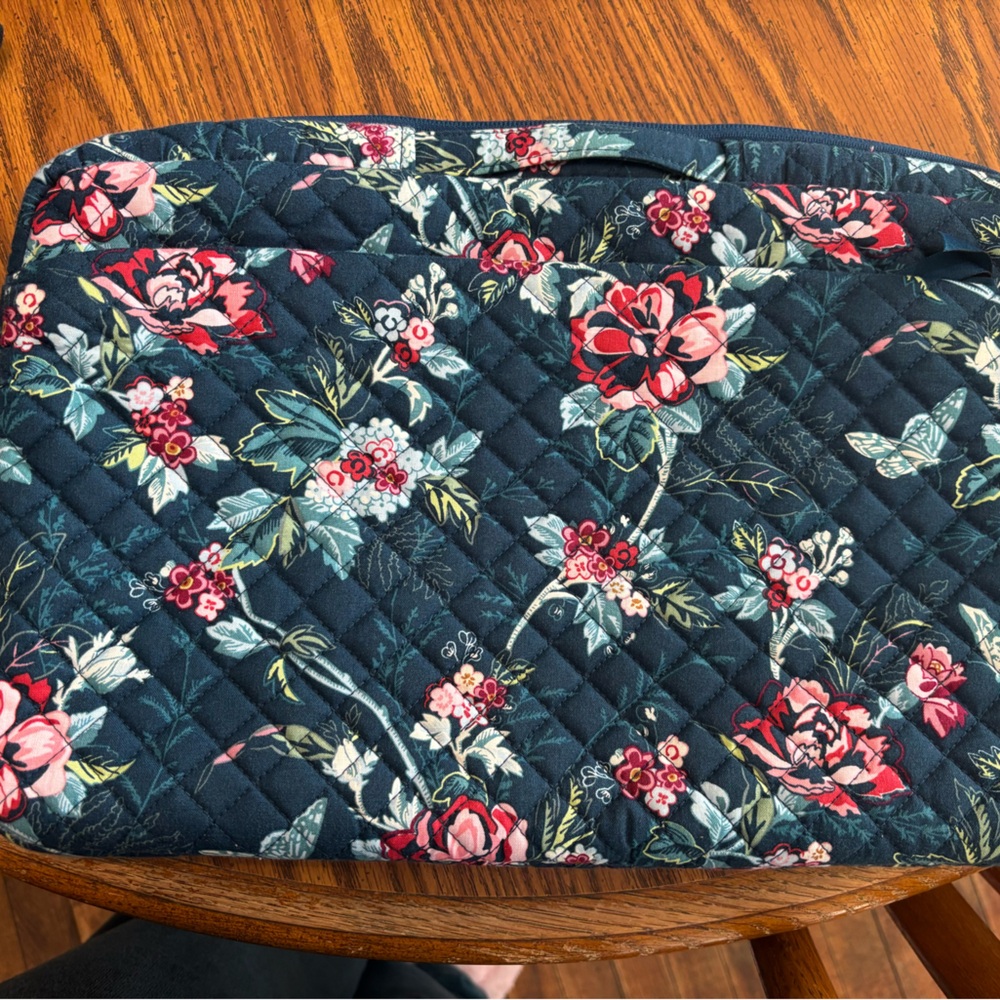 Vera Bradley Rose Toile Laptop Organizer